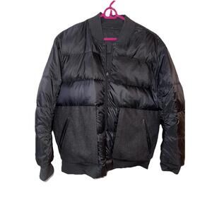 Lululemon Roam Far womens Bomber Jacket sz 10 Down Reversible Black gorp trendy